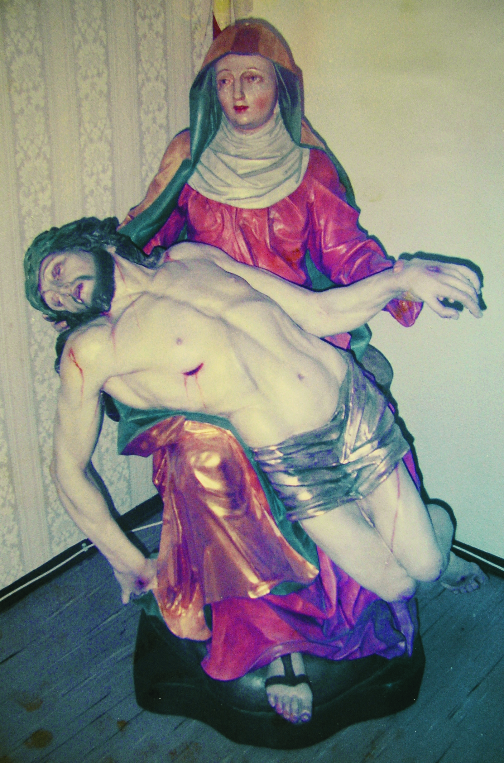alte Figur der Kapelle